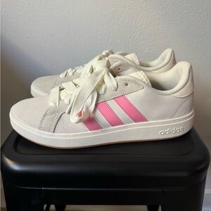 New Adidas Women's Cream and Pink Casual Sneakers : Size 9